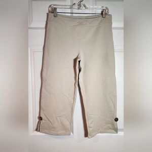 Neon Buddha Stretchy Beige Pull On Capri Pants Button Accents Small